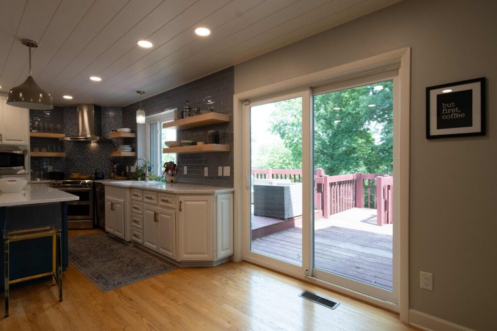 white slider patio door